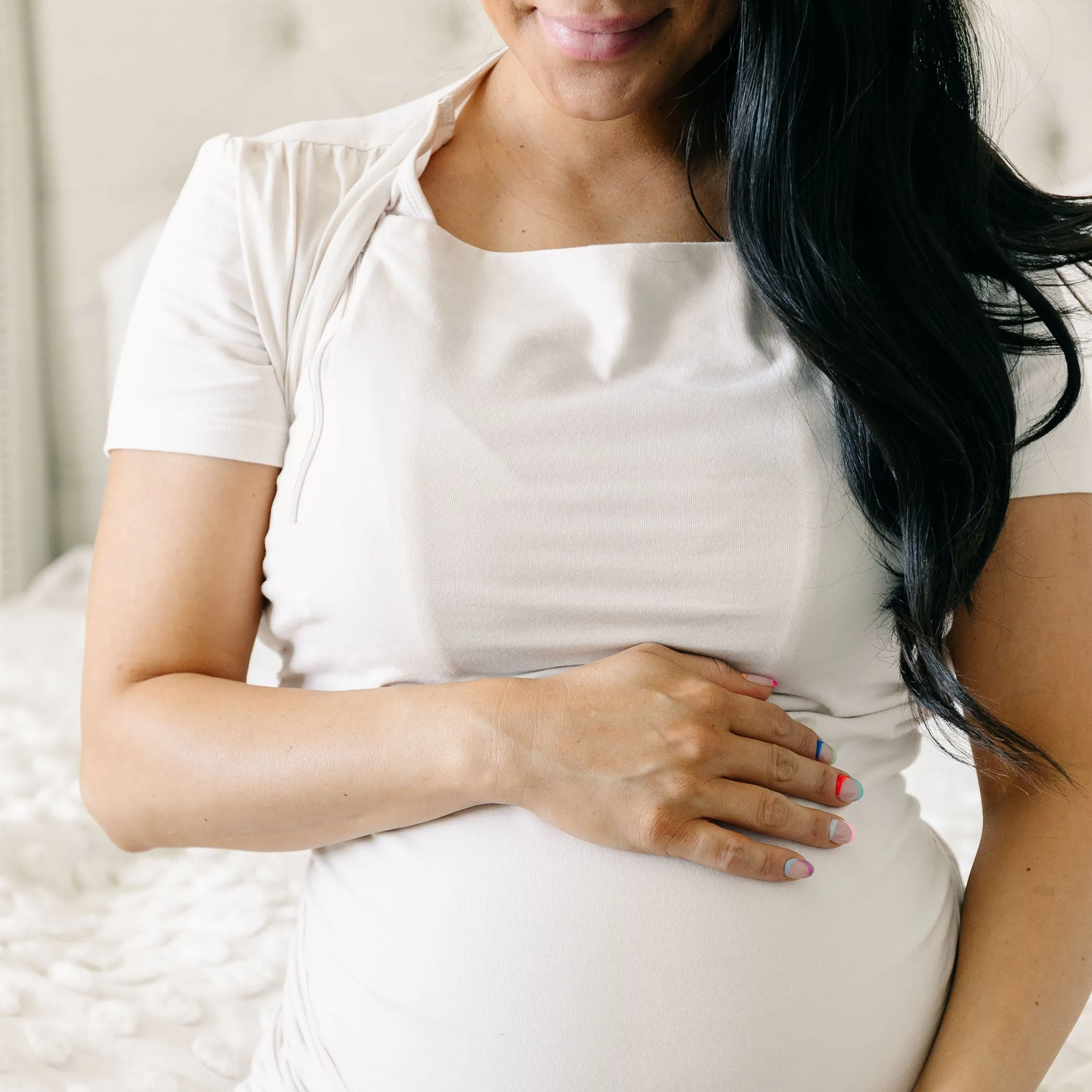 Bump & Beyond T-Shirt Wrap - Ivory