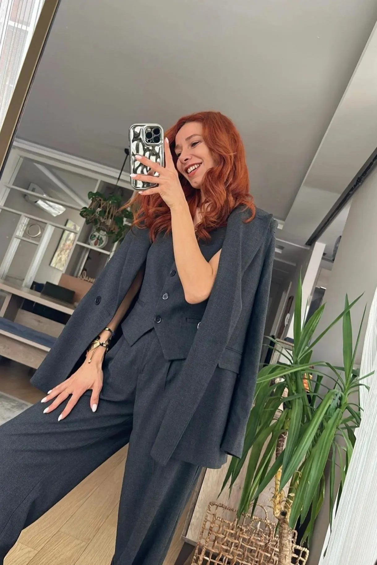 Ensemble tailleur gris ardoise / 3 pièces