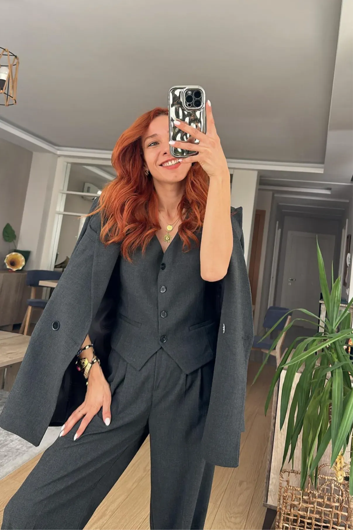 Ensemble tailleur gris ardoise / 3 pièces